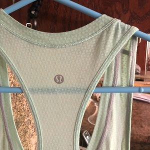 Lululemon tank